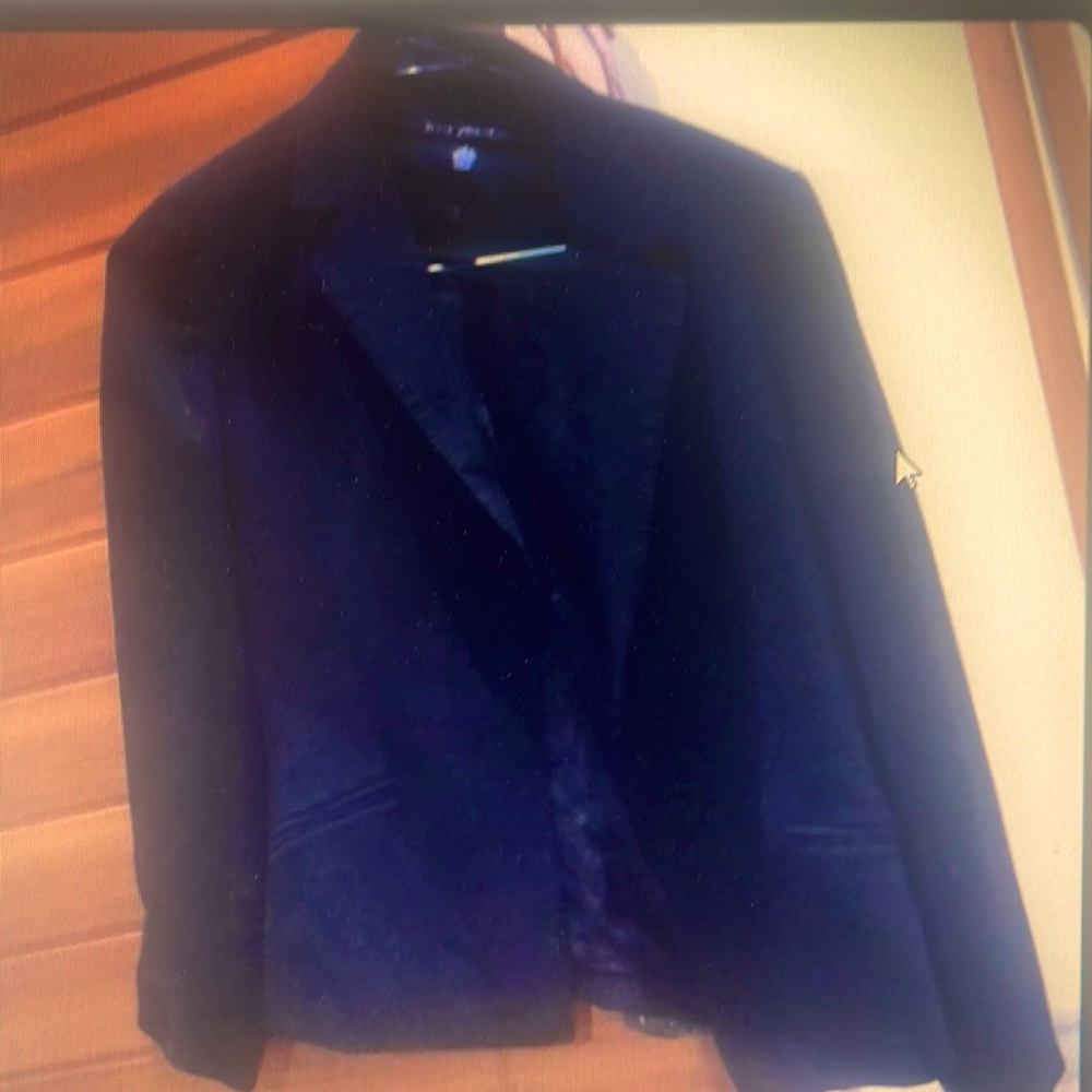 Cute black blazer jacket by Petite Sophisticated